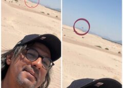 Turista si fa un selfie e fotografa accidentalmente un UFO